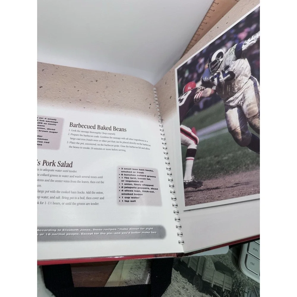 The NFL Family Cookbook 1997 Featuring Recipes Brett Favre John Elway Emmitt S.